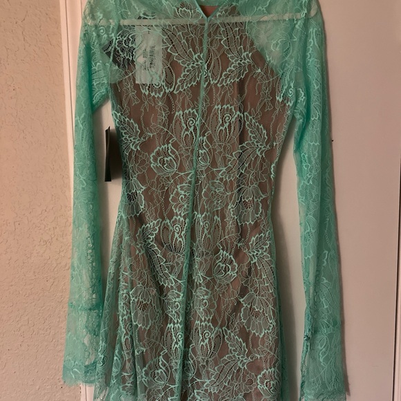 Aqua Lace dress by Retrofete - Picture 6 of 10